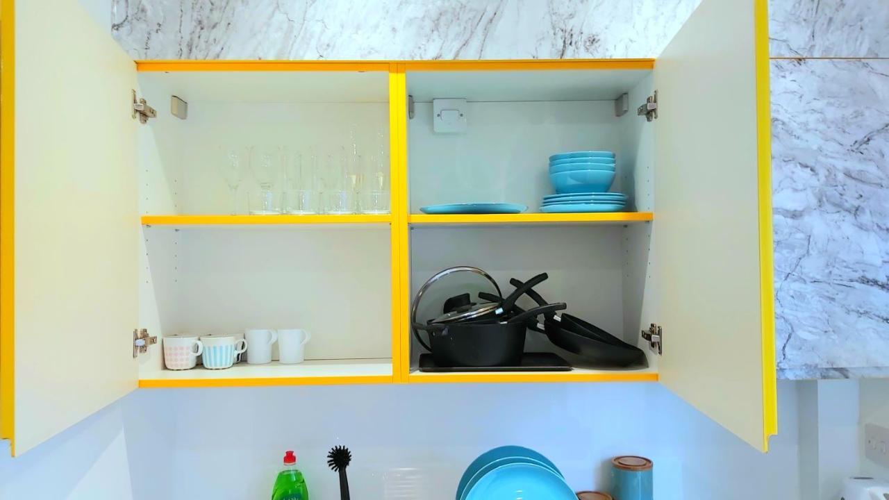 Great Studio Apartments - Netflix, Wifi, Digital Tv Sheffield Extérieur photo